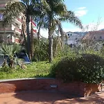 Victor's House * سانتّانييلّو